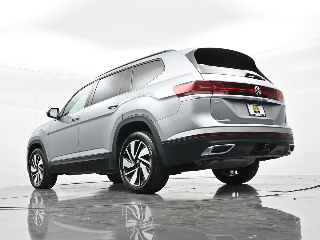 Used 2026  Volkswagen SE w/Technology image 20
