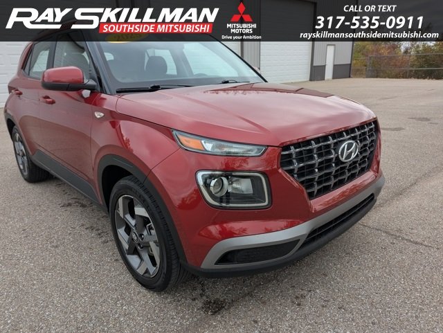 2025 Hyundai Venue SEL Limited photo 2