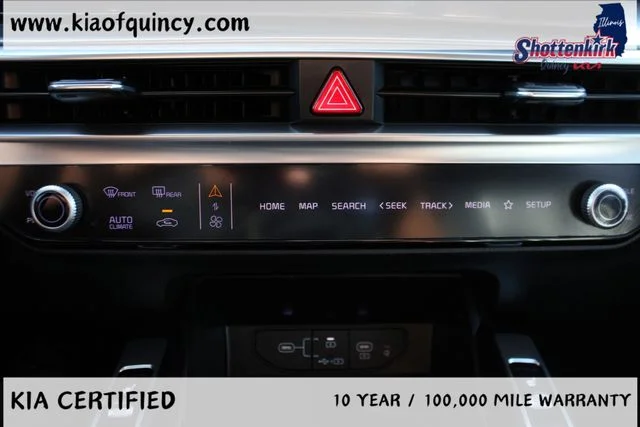 Used 2024 Black Kia S image 32