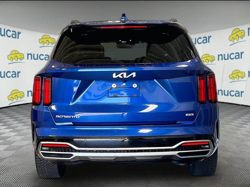 Used 2023 Blue Kia SX image 5