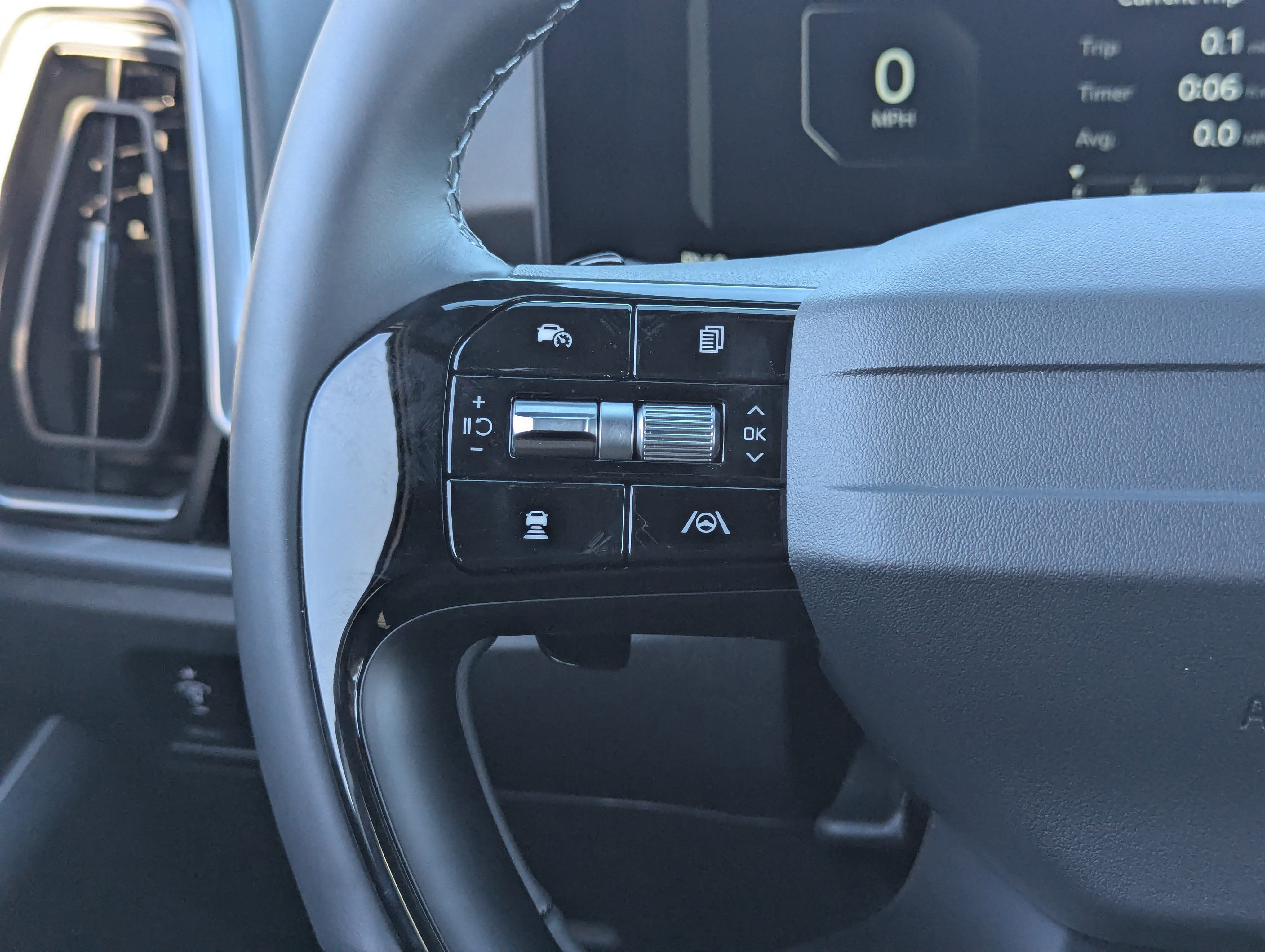 New 2026 Snow White Pearl Kia X-Line SX Prestige AWD image 20