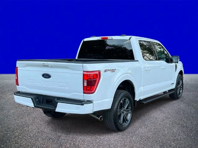 Certified Used 2023 Oxford White Ford XLT image 3