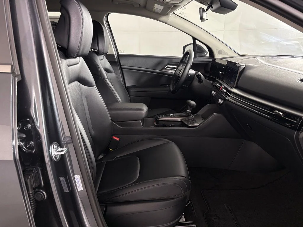 New 2026 Gray Kia EX image 43