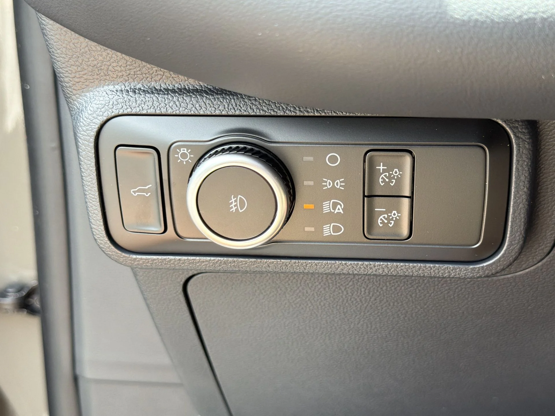 New 2026 Marsh Gray Ford Tremor® image 16