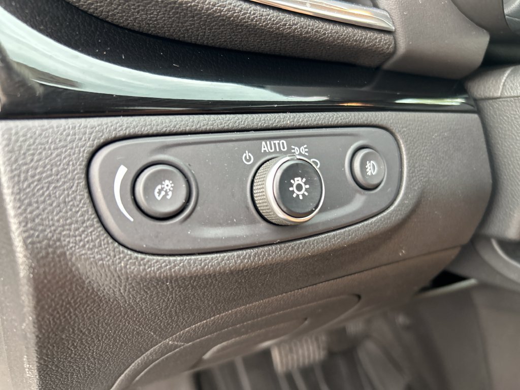 2020 Buick Encore Essence - Photo 23