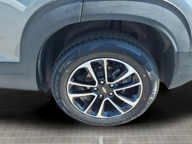 Used 2024 Gray Chevrolet LT image 13