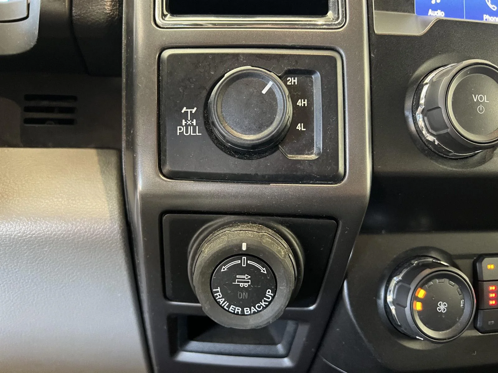Used 2019 Blue Jeans Ford XLT image 24