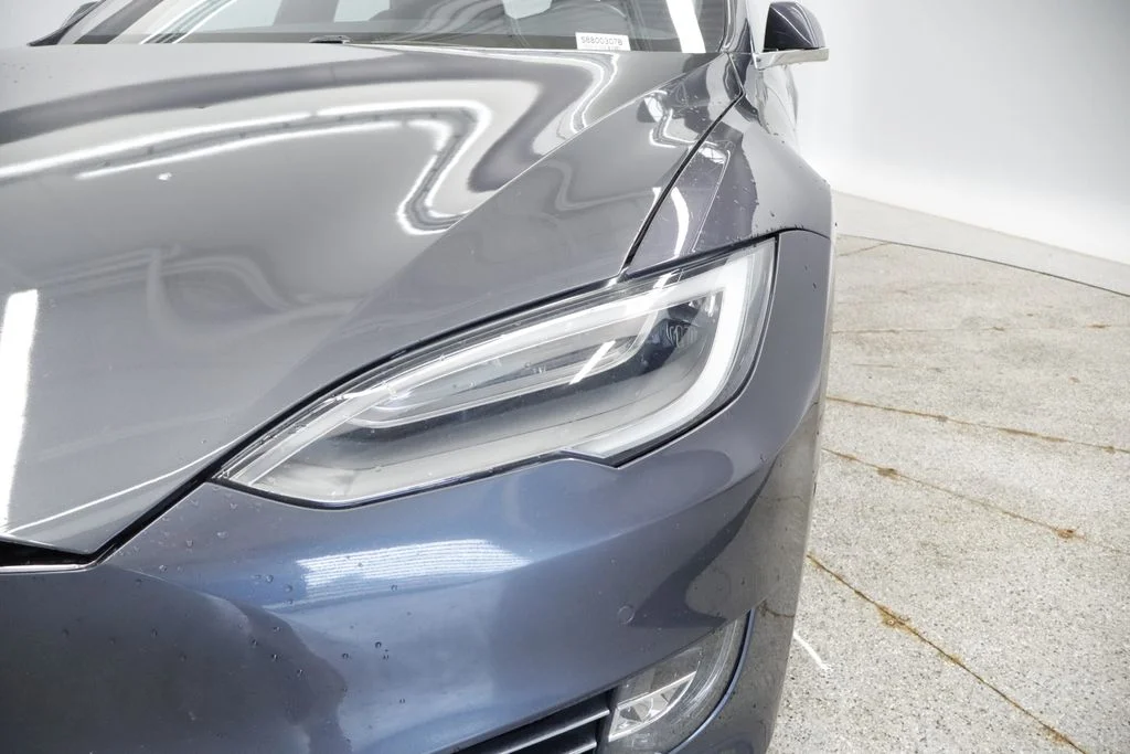 Used 2020  Tesla Long Range image 10