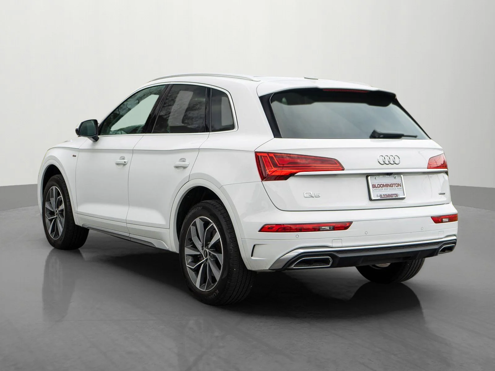 Used 2023 Ibis White Audi 45 S line Premium image 6