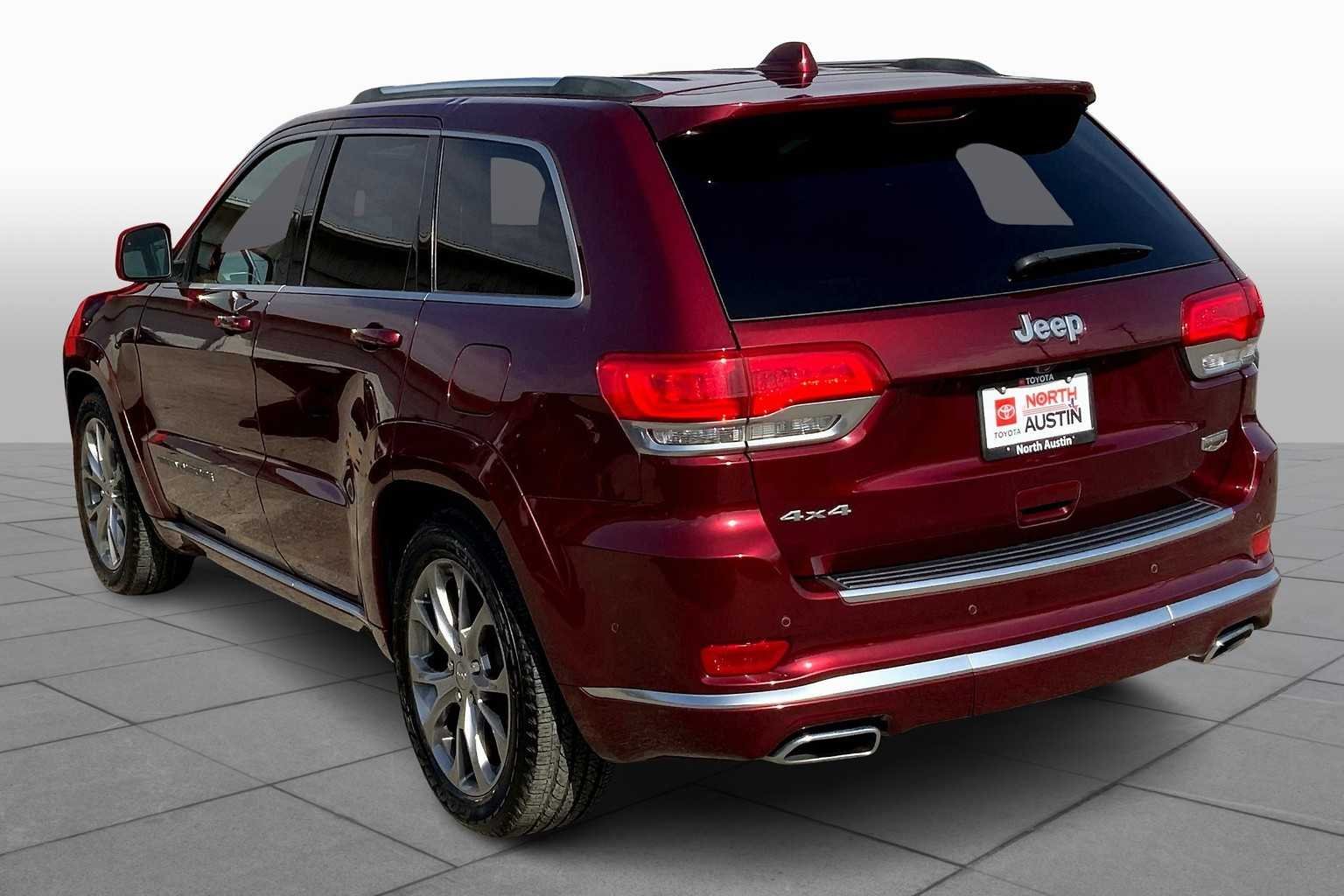 Used 2020 Velvet Red Pearlcoat Jeep Summit image 12