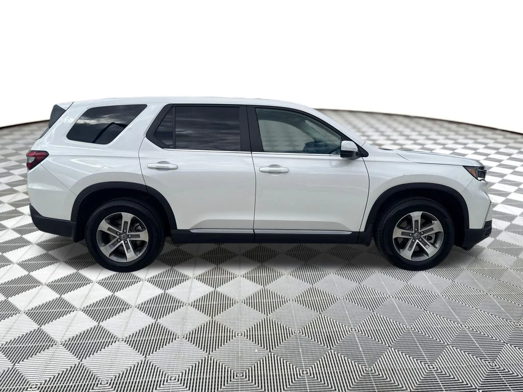 2025 Honda Pilot EX-L - Photo 7
