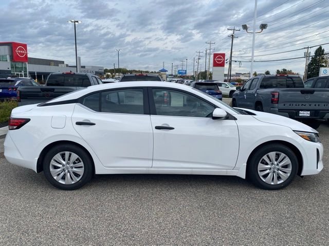 2025 Nissan Sentra S photo 2