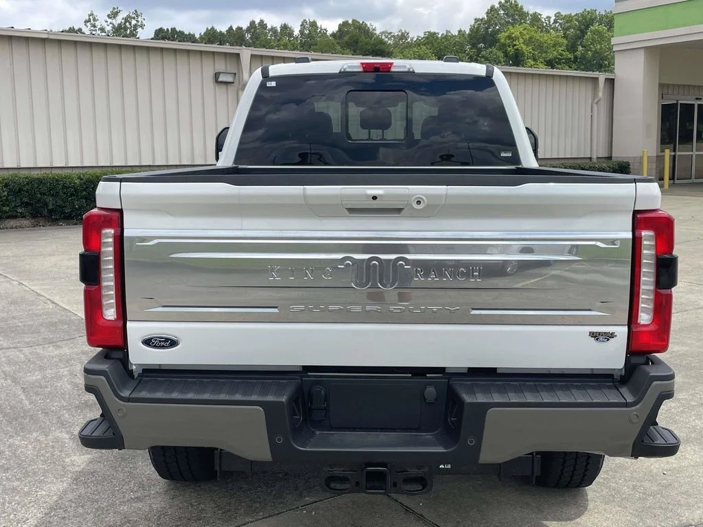 New 2026 Star White Metallic Tri-Coat Ford F-350® King Ranch® image 4