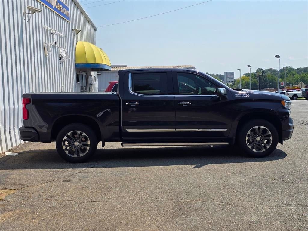 Used 2023 Gray Chevrolet High Country image 11