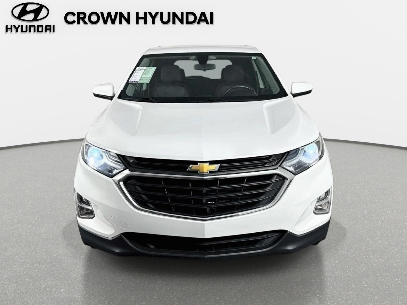 Used 2018 Summit White Chevrolet LT image 2