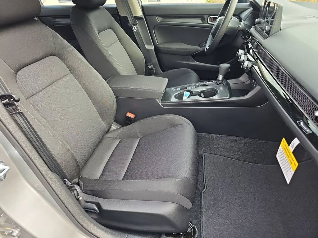 2026 Honda Civic LX - Photo 11