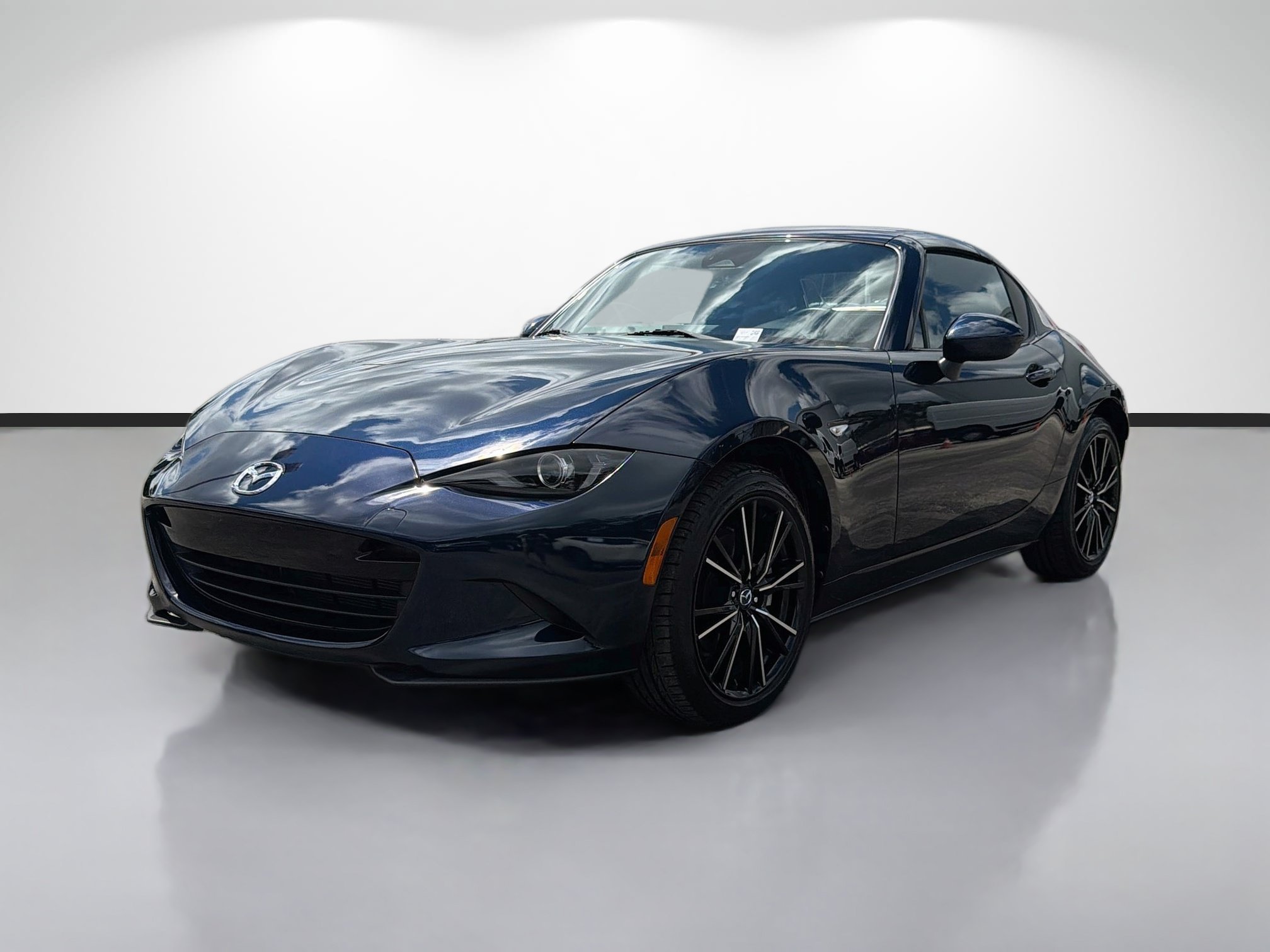 Used 2025 Deep Crystal Blue Mica Mazda Grand Touring image 7