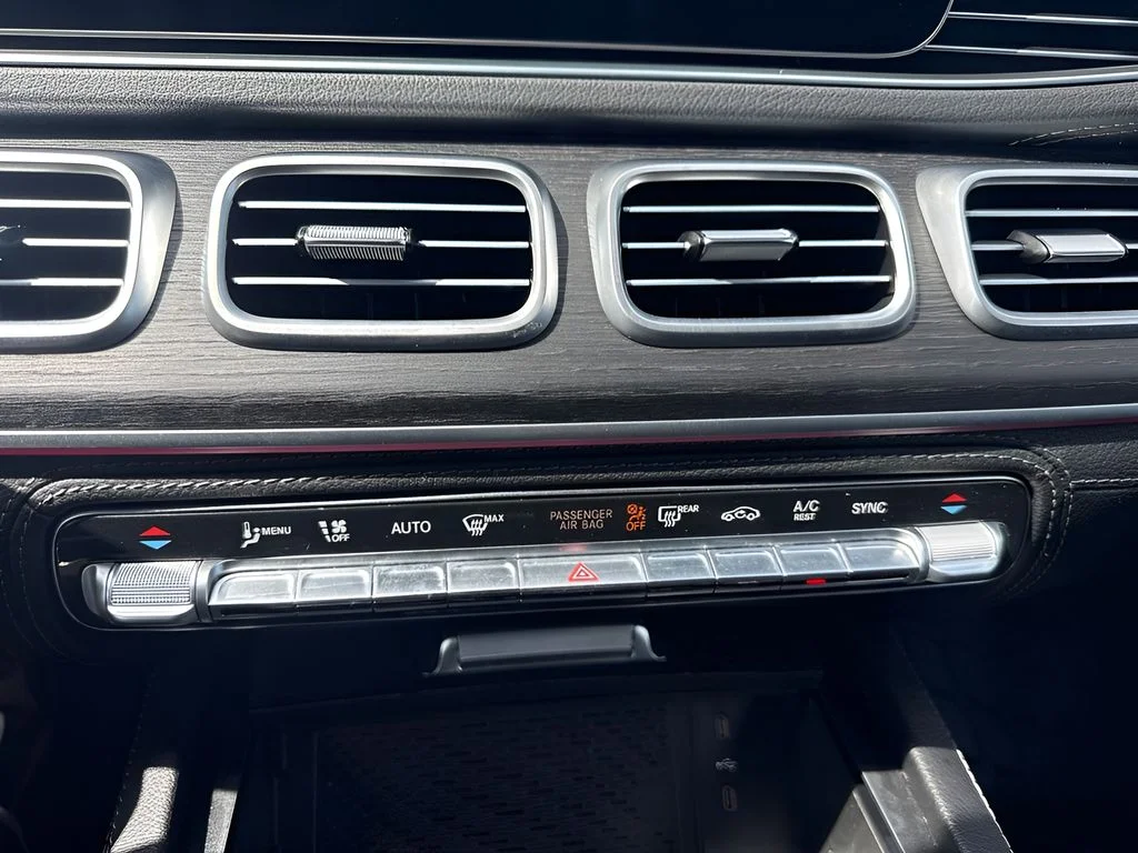 Used 2025  Mercedes-Benz GLS 450 image 17
