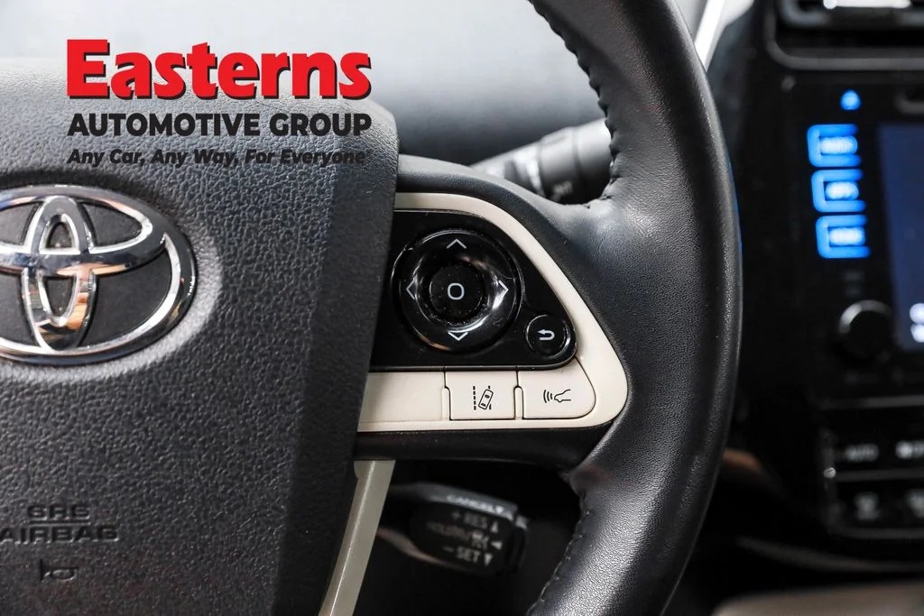 Used 2018 White Toyota Plus image 16