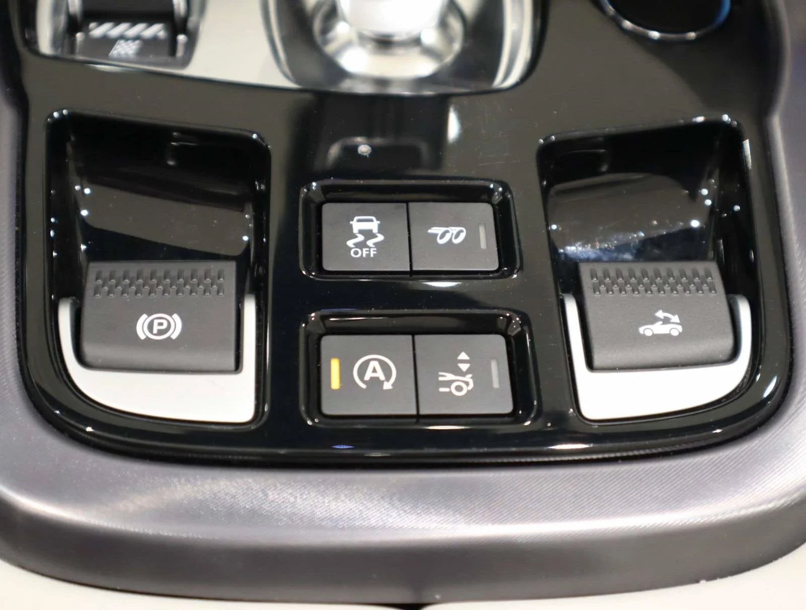Used 2024 White Jaguar 75 image 39