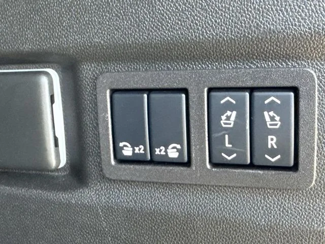 Used 2024 Silver GMC Denali image 16