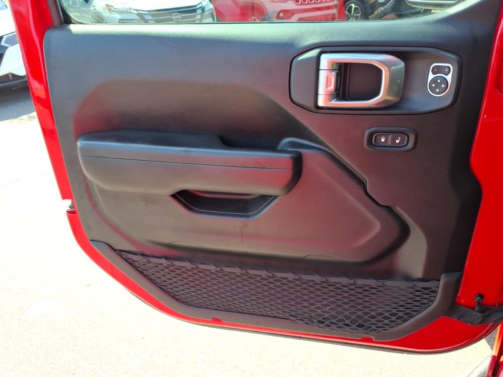 Used 2023 Firecracker Red Clearcoat Jeep Sport S image 28