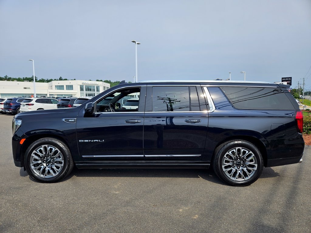 Certified Used 2023 Midnight Blue Metallic GMC Denali Ultimate image 4
