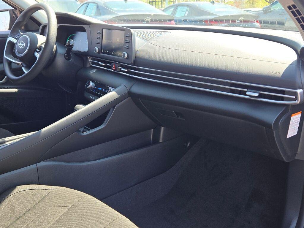 New 2026 Black Hyundai Blue image 8