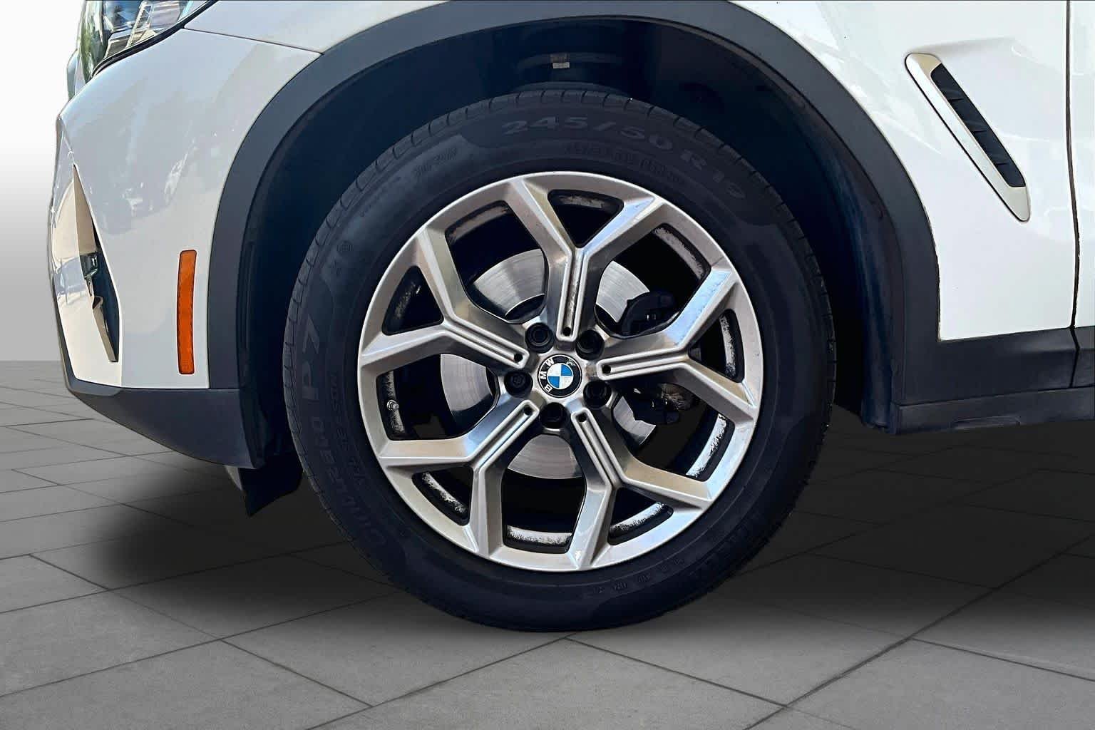 Used 2023 Mineral White Metallic BMW sDrive30i image 10