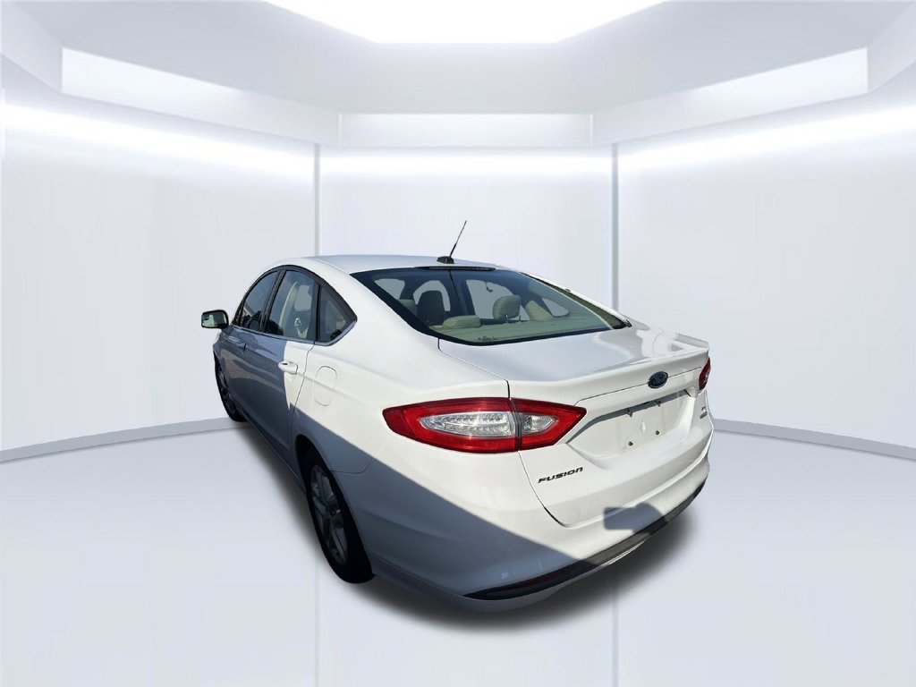 Used 2014 White Ford SE image 14
