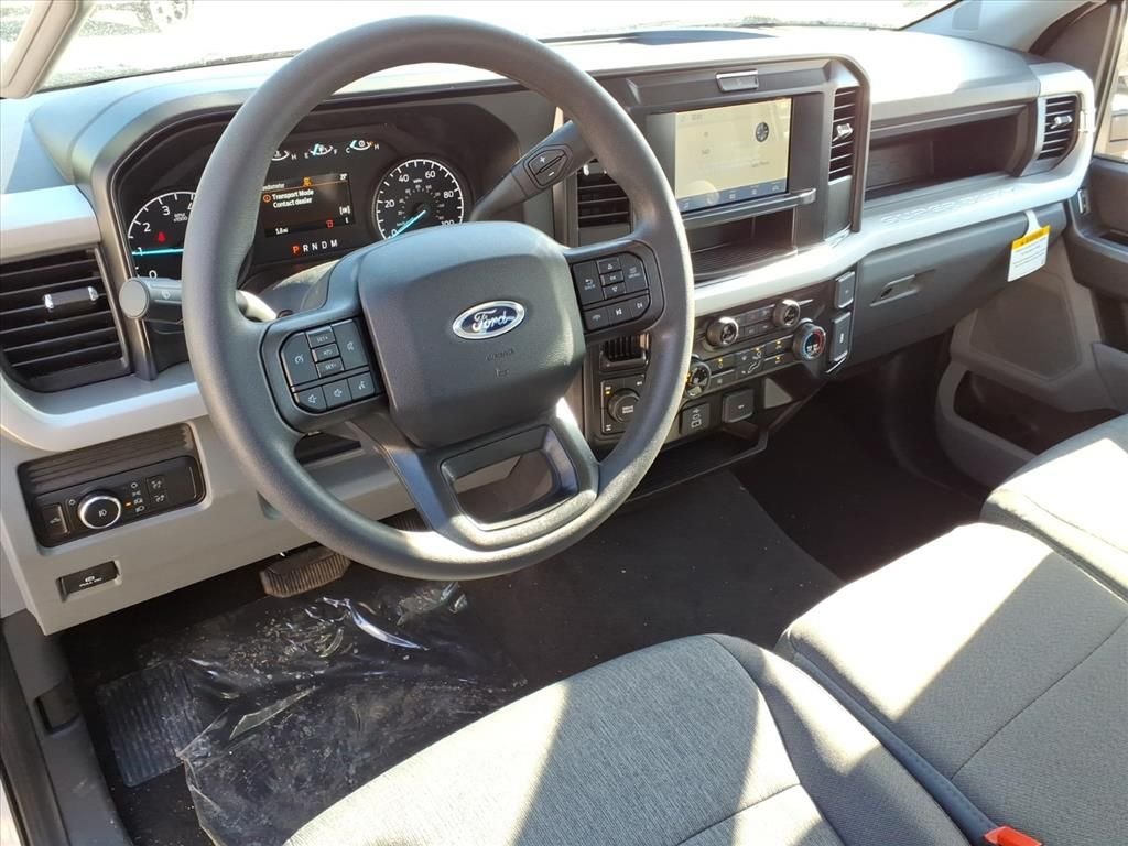 New 2026 Oxford White Ford F-350® XL image 13