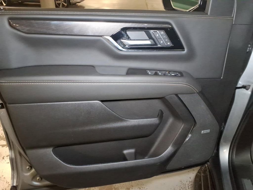 2026 GMC Yukon XL Elevation - Photo 13