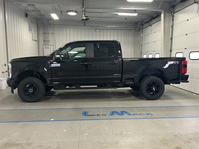 2026 Ford F-350 Super Duty XL - Photo 9