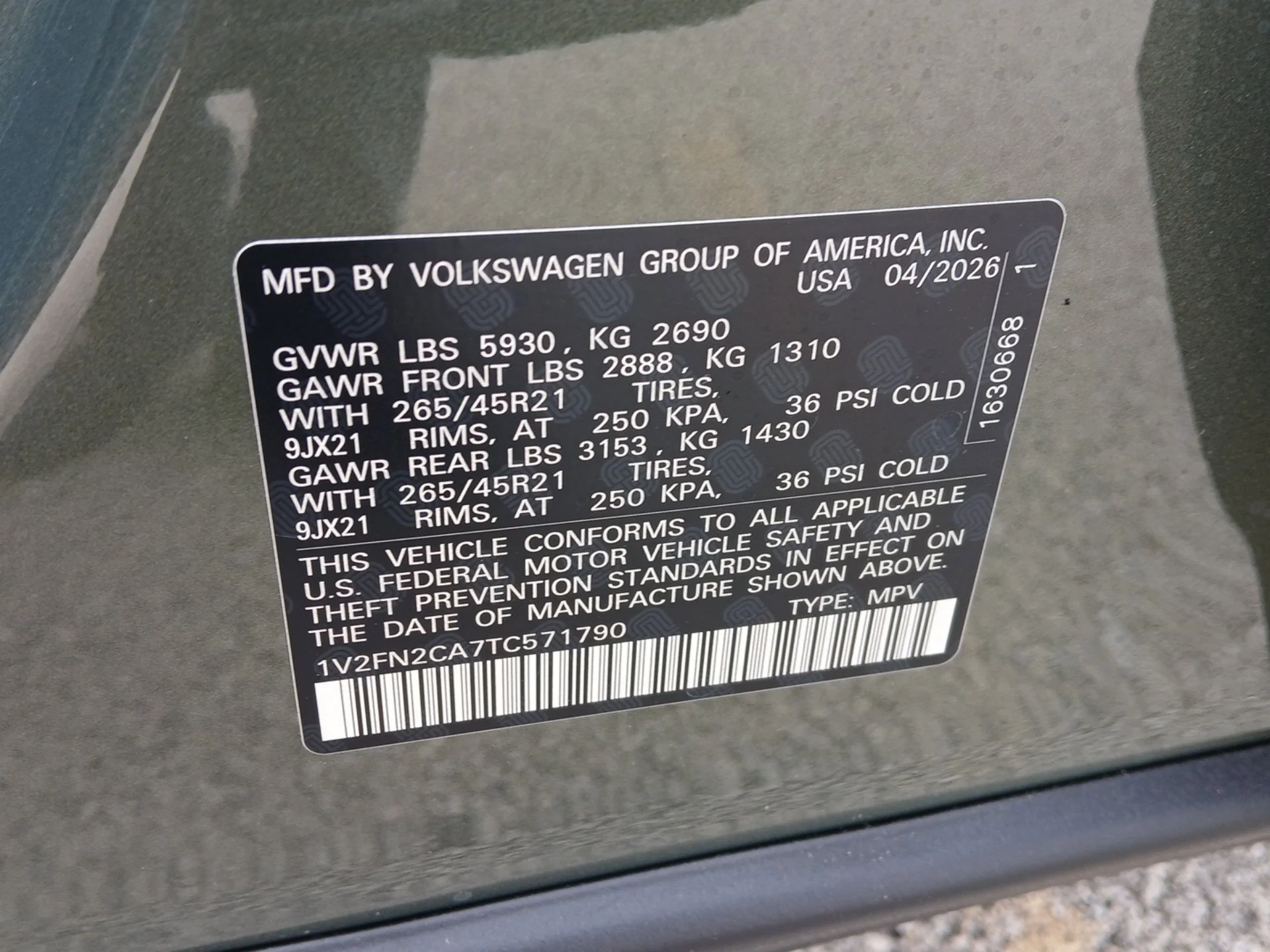 New 2026 Avocado Green Pearl Volkswagen 2.0T SEL Premium R-Line image 17
