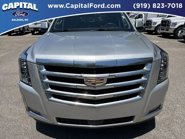 Used 2020 Silver Cadillac Premium Luxury image 10