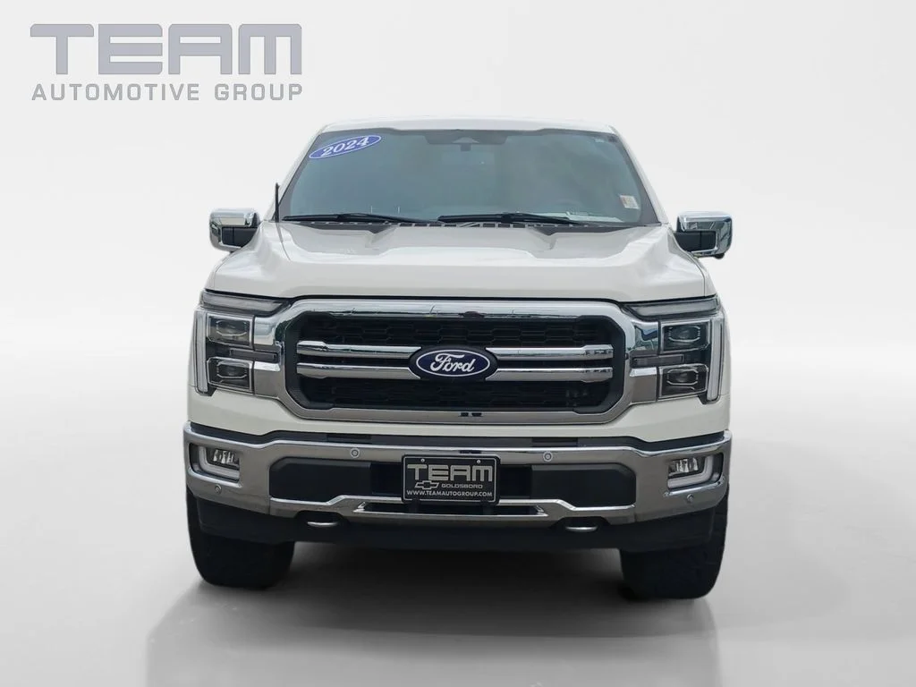 Used 2024 White Ford Lariat image 2