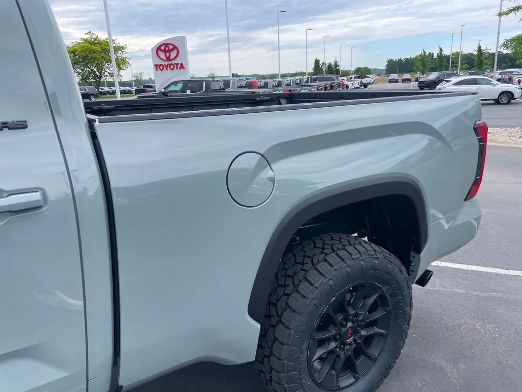 2026 Toyota Tundra SR5 - Photo 7