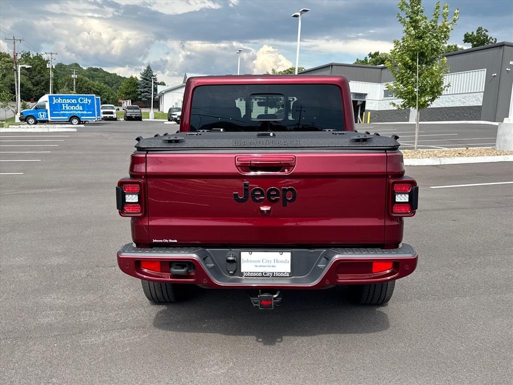 Used 2021 Snazzberry Pearlcoat Jeep High Altitude image 5