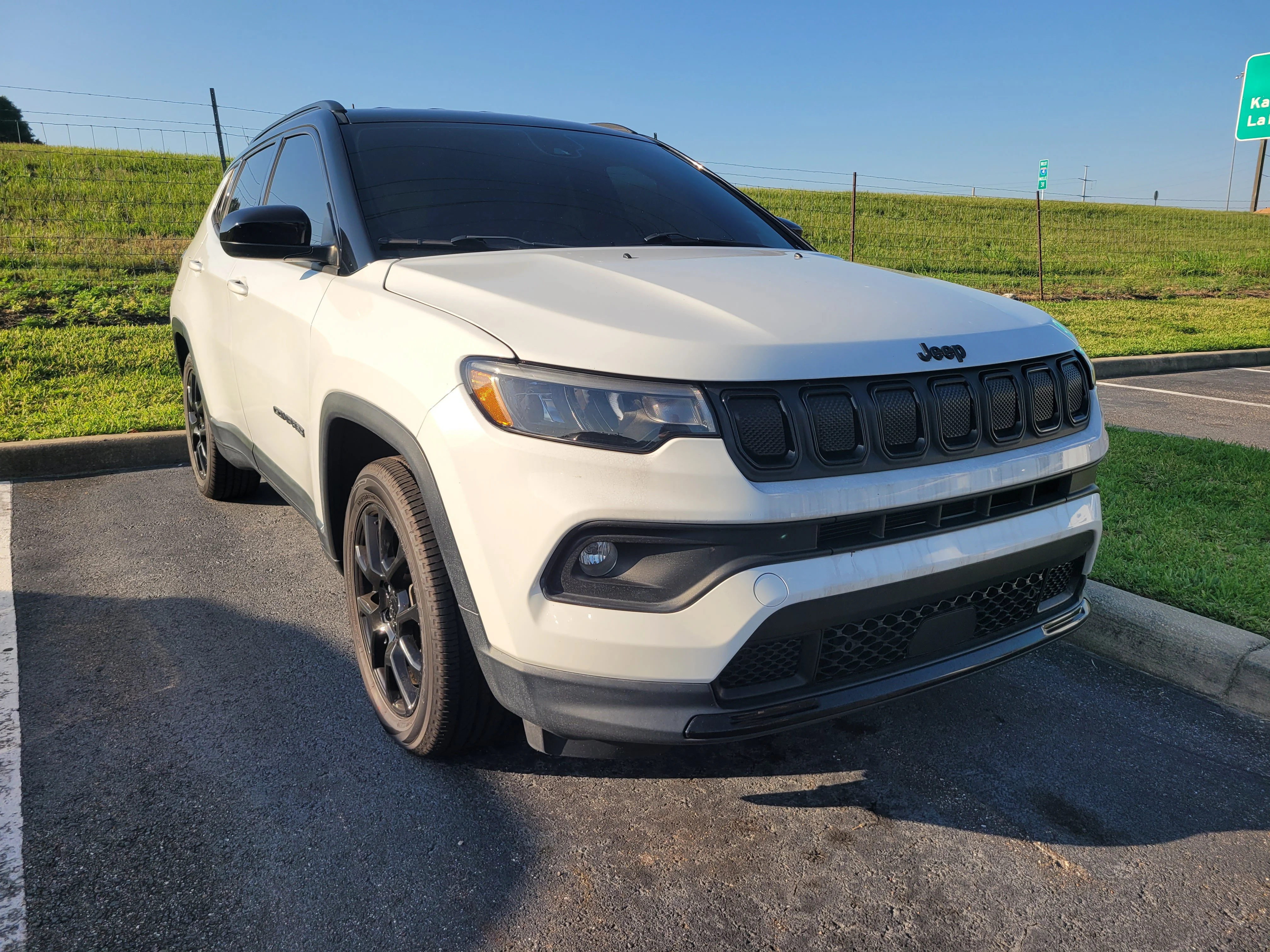 Used 2022 Bright White Clearcoat Jeep Altitude image 1