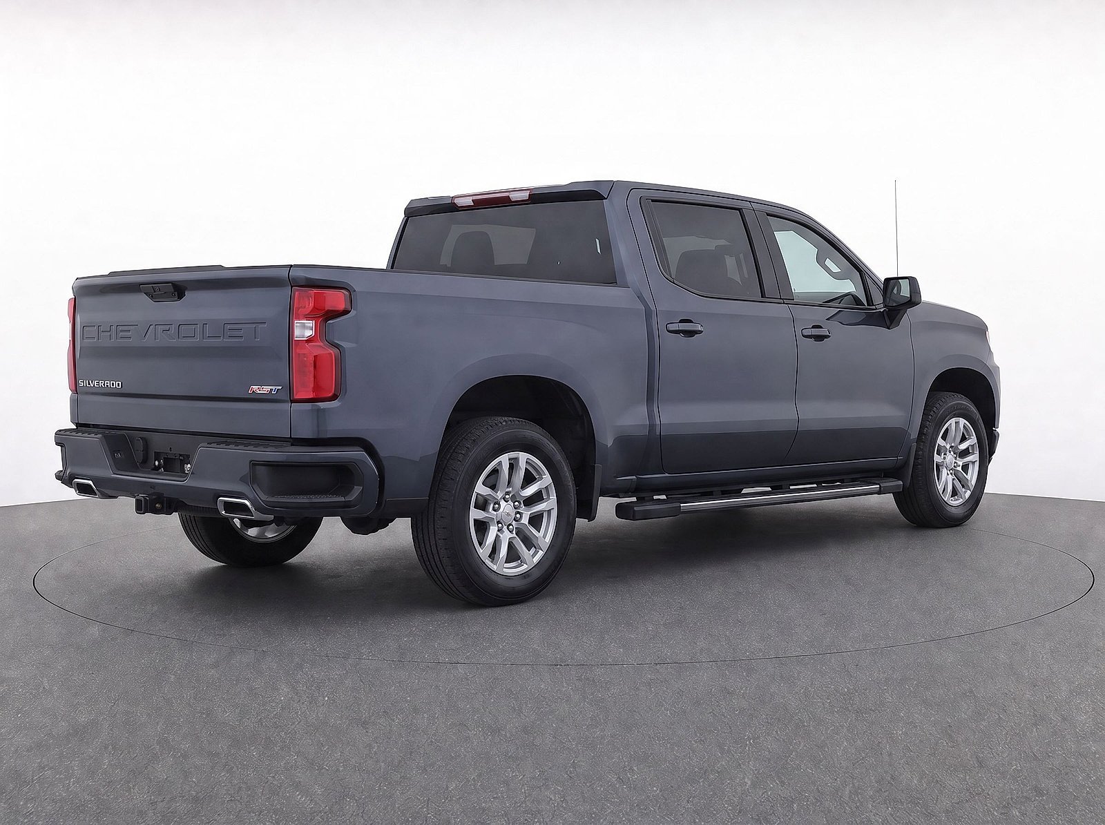 Used 2019 Shadow Gray Metallic Chevrolet RST image 4