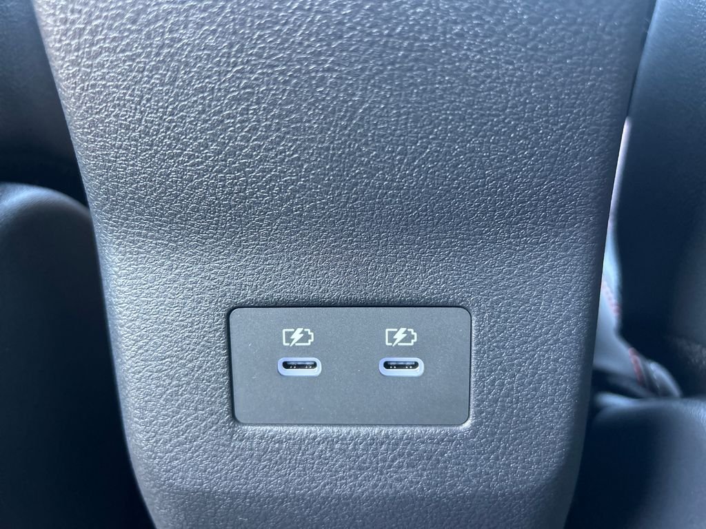 New 2026 Nissan Kicks SR 4D Sport Utility