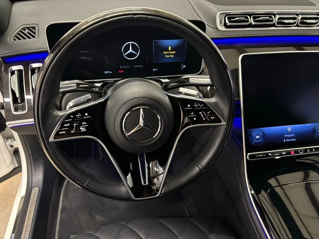 Used 2023 White Mercedes-Benz S 580 image 17