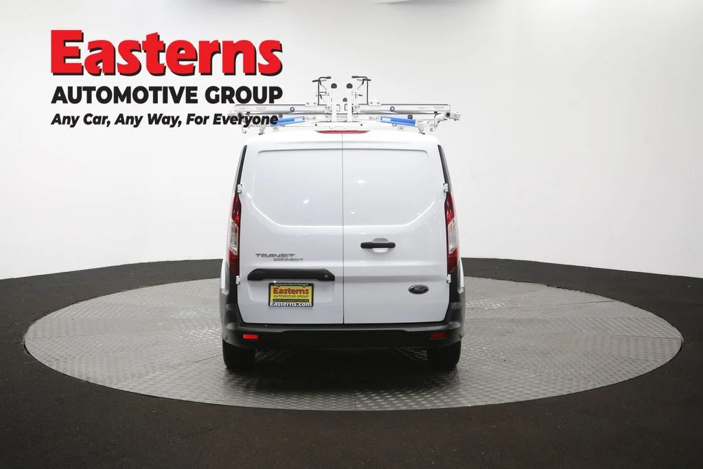Used 2020 White Ford XL image 37