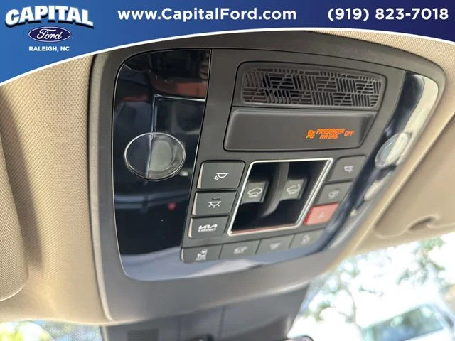 Used 2025 Blue Kia SX image 33