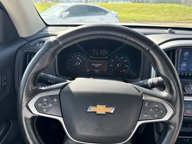 Used 2020 White Chevrolet LT image 6