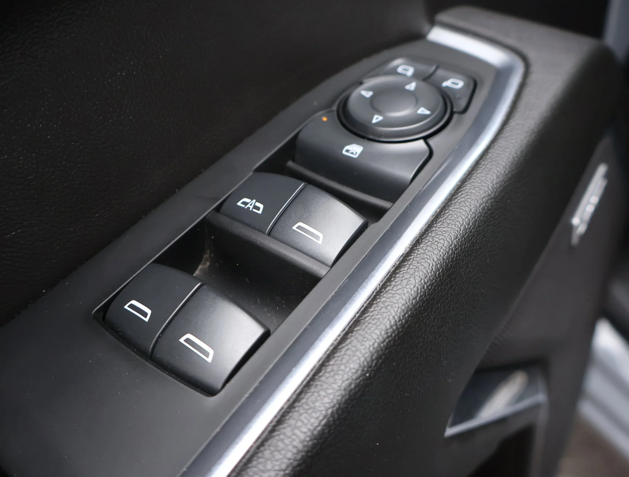 2024 Chevrolet Silverado 1500 RST - Photo 8