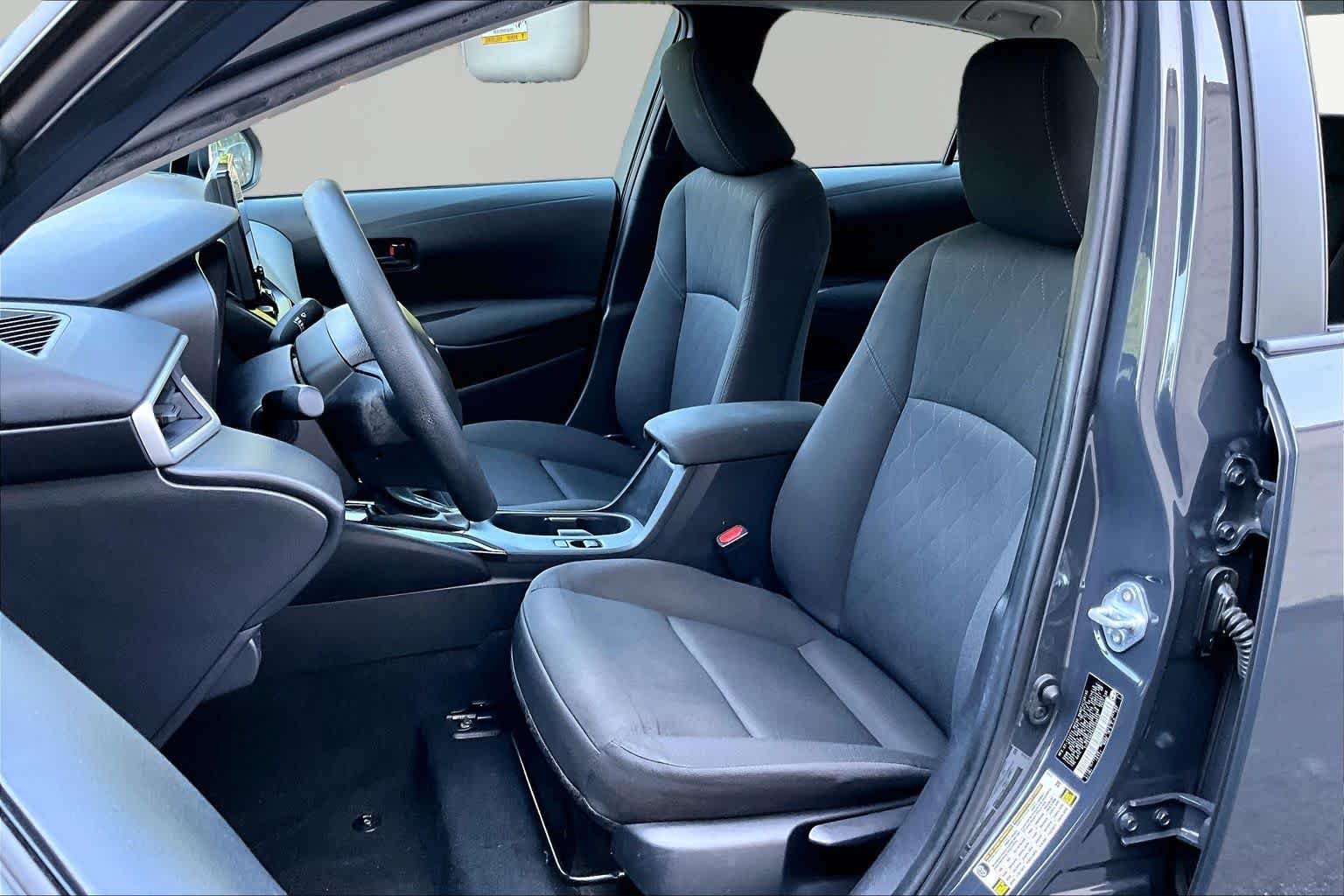 Used 2025 Underground Toyota LE image 8