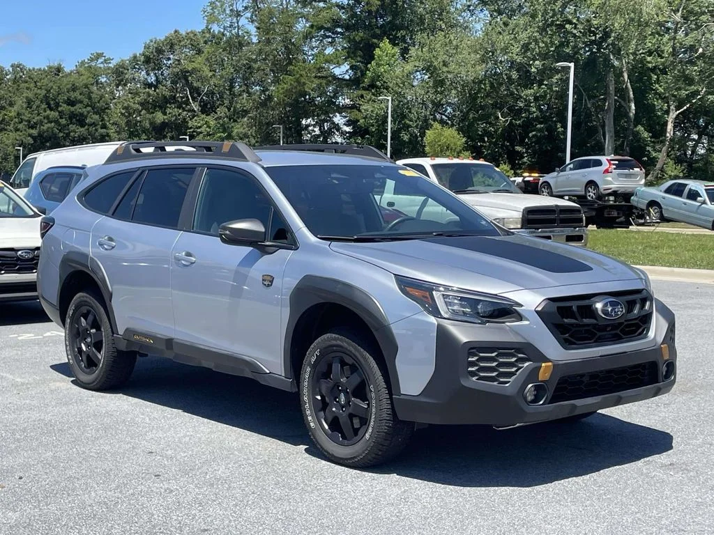Used 2024 Ice Silver Metallic Subaru Wilderness image 1