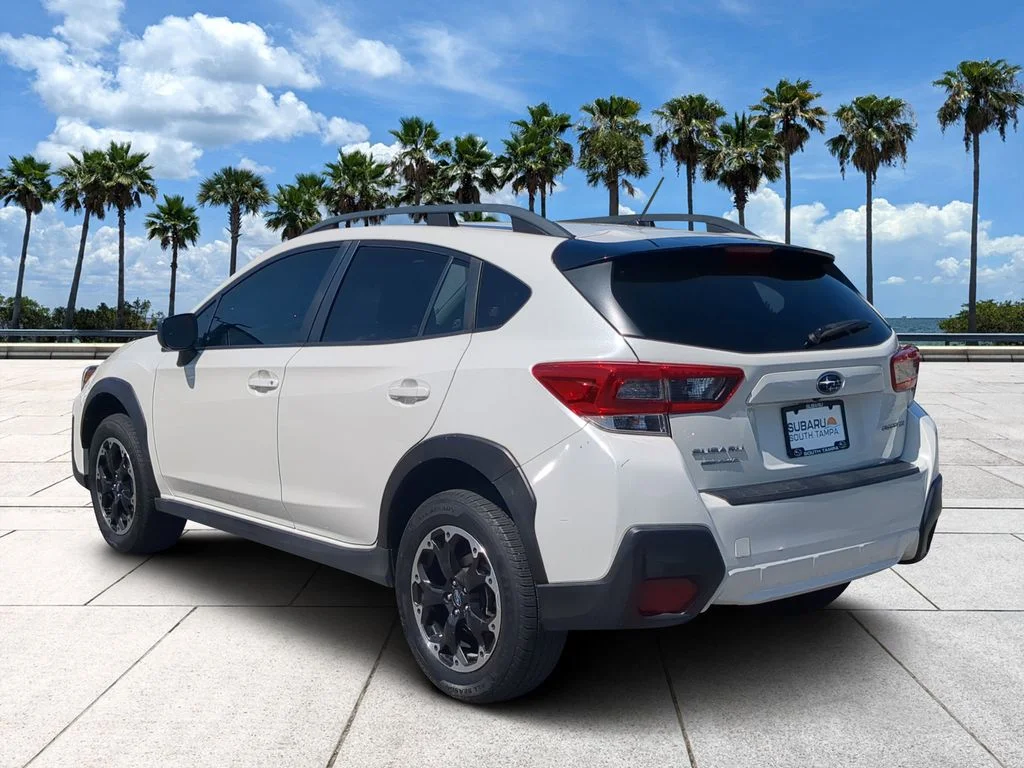 Used 2023 White Subaru Base image 5