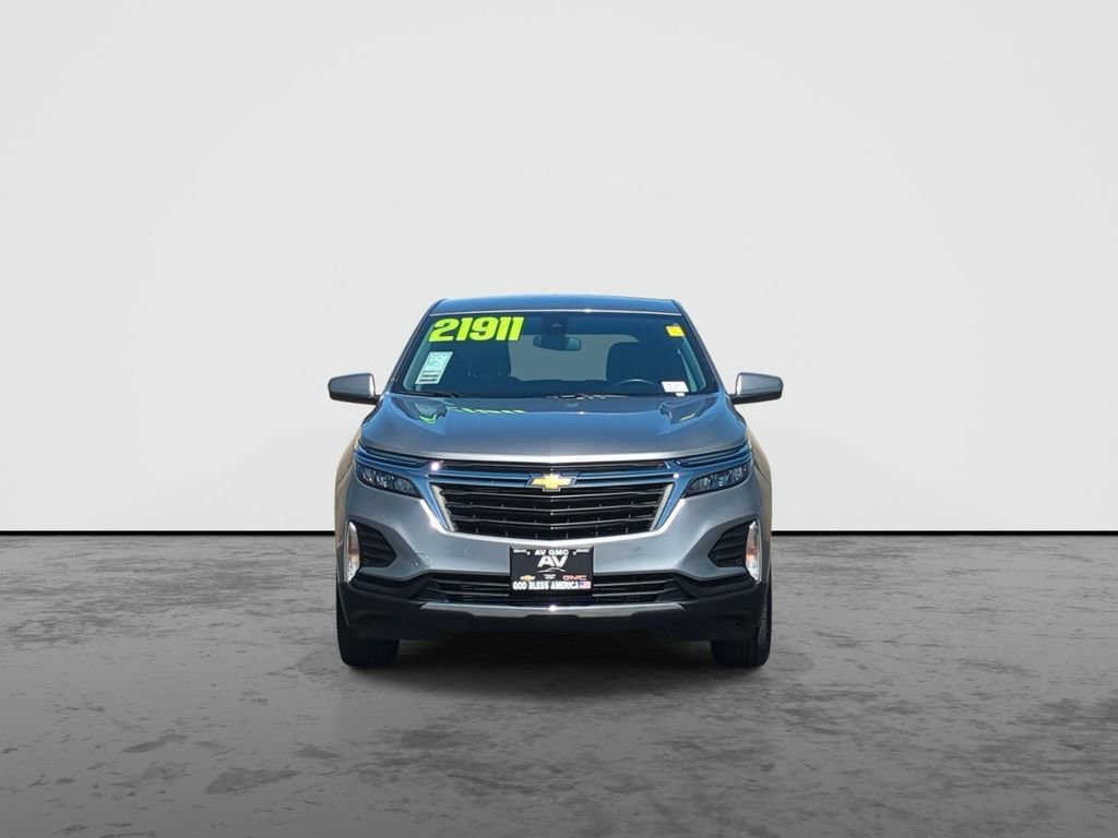 Used 2024 Sterling Gray Metallic Chevrolet LT image 3